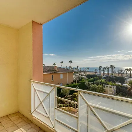 Cap Hermes-2 By Interhome